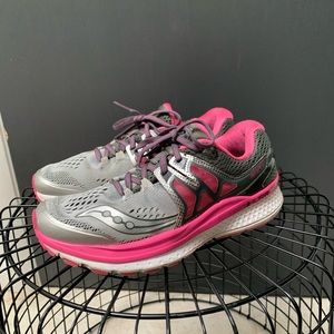 Saucony ISO/150 Hurricane Running Shoe Size 7
